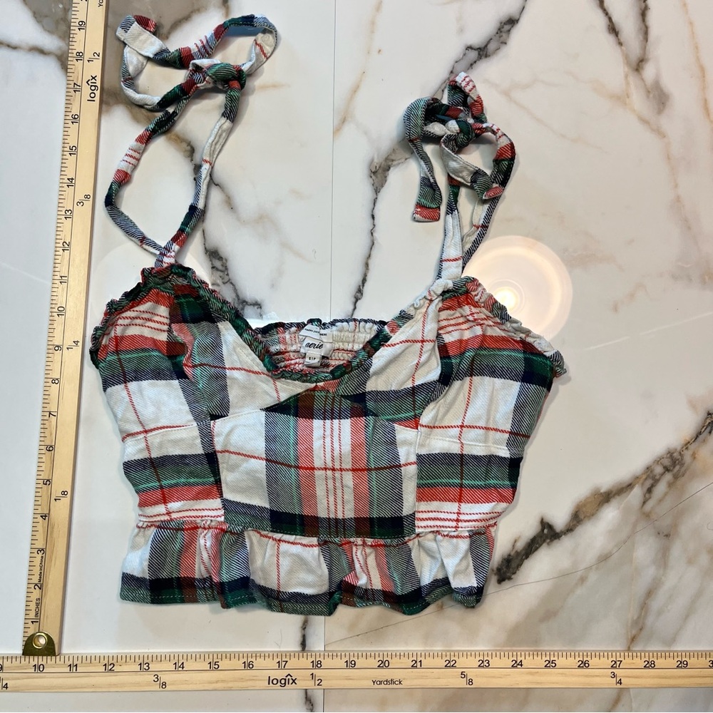 Plaid Tie-Strap Cropped Tank - Red Green White - Picture 2 of 4
